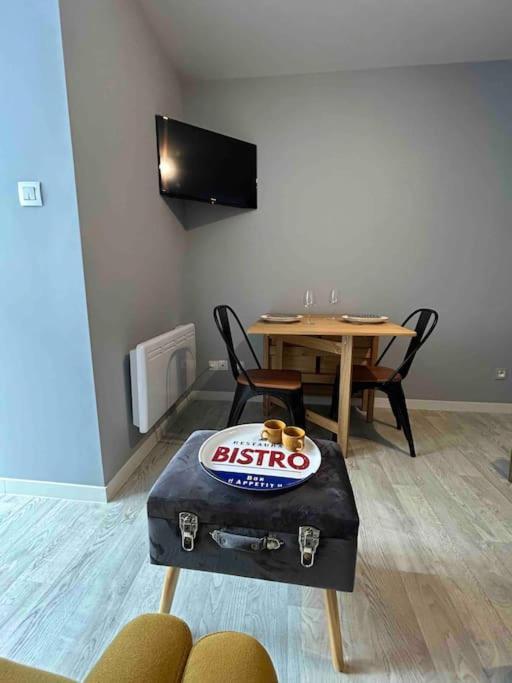 Le Petit Kiosque - Terrasse Parking & Local Velo Lejlighed Verdun-sur-Meuse Eksteriør billede